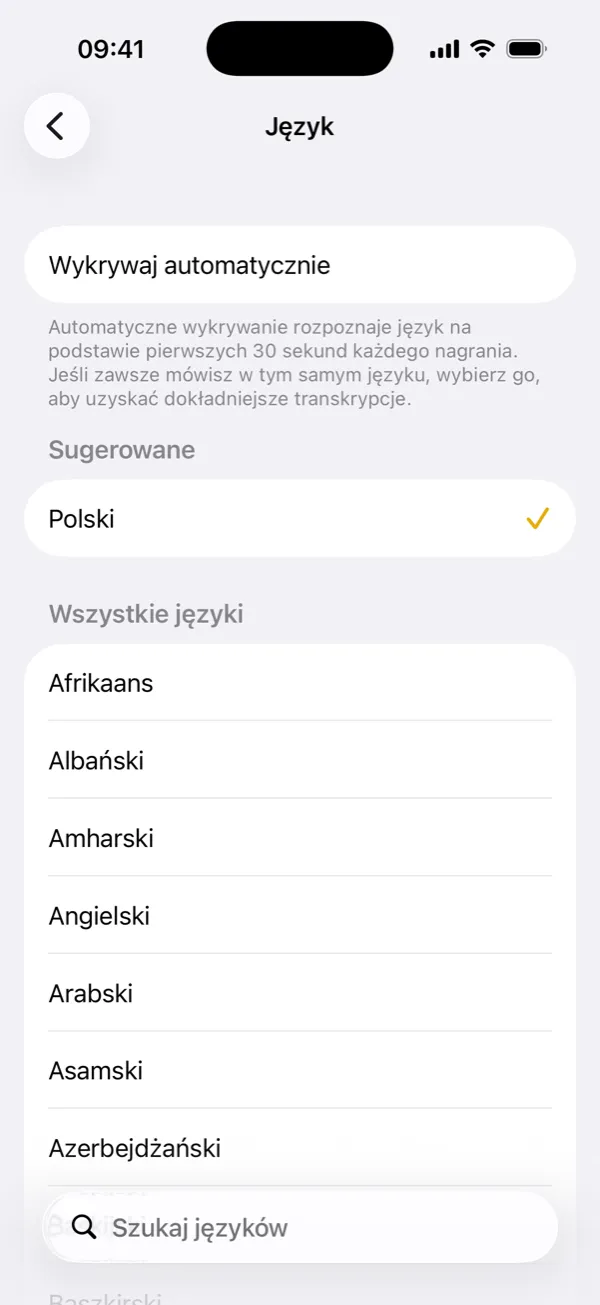 Wybór języka transkrypcji lub automatyczne wykrywanie